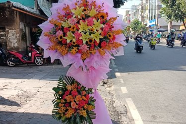 Lưu ngay địa chỉ bán hoa chúc mừng đẹp quận 6 uy tín